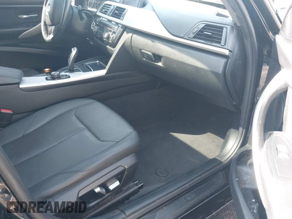 2018 BMW 3 Series 320i with VIN WBA8A9C58JAH13719, listed as a IAAI auction lot 41651935 with 85,137 mi miles. Bid and sale history available at carsss.com. Image 5.