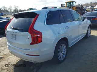 2016 Volvo XC90 T6 Momentum with VIN YV4A22PK8G1045772, listed as a IAAI auction lot 41959273 with 73,976 mi miles. Bid and sale history available at carsss.com. Image 4.