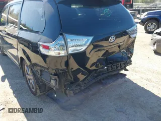 2020 Toyota Sienna SE with VIN 5TDXZ3DC9LS043621, listed as a IAAI auction lot 42670891 with 56,734 mi miles and . Bid and sale history available at DreamBid. Image 6.