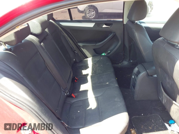 2013 Volkswagen Jetta SE with VIN 3VWDP7AJ8DM350439, listed as a IAAI auction lot 41957425 with 104,685 mi miles and . Bid and sale history available at DreamBid. Image 8.