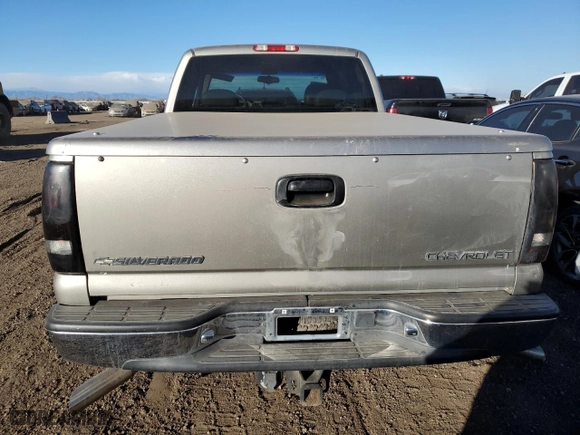 1999 Chevrolet Silverado 1500 LT with VIN 2GCEK19T6X1235455, listed as a Copart auction lot 87010124 with 147,271 mi miles and Clean Title. Bid and sale history available at carsss.com. Image 6.