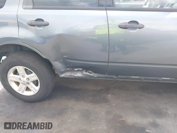 2012 Ford Escape Hybrid z VIN 1FMCU5K36CKB12795, wystawiony jako IAAI lot #41870941 z przebiegiem 91 570 mil mil oraz . Historia ofert i sprzedaży dostępna na DreamBid. Obrazek 6.