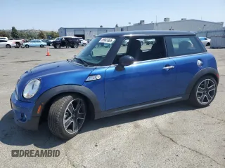 2013 MINI Hardtop S with VIN WMWSV3C53DT391200, listed as a Copart auction lot 59903365 with 48,654 mi miles and Salvage title. Bid and sale history available at DreamBid. Image 1.