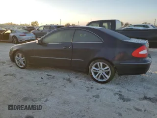 2006 Mercedes-Benz CLK 350 with VIN WDBTJ56J86F186401, listed as a Copart auction lot 76193474 with Not Provided miles and Salvage Title. Bid and sale history available at DreamBid. Image 2.