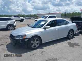 2015 Volkswagen Passat 1.8T Limited Edition with VIN 1VWAT7A35FC109653, listed as a IAAI auction lot 41917568 with 118,912 mi miles. Bid and sale history available at carsss.com. Image 17.
