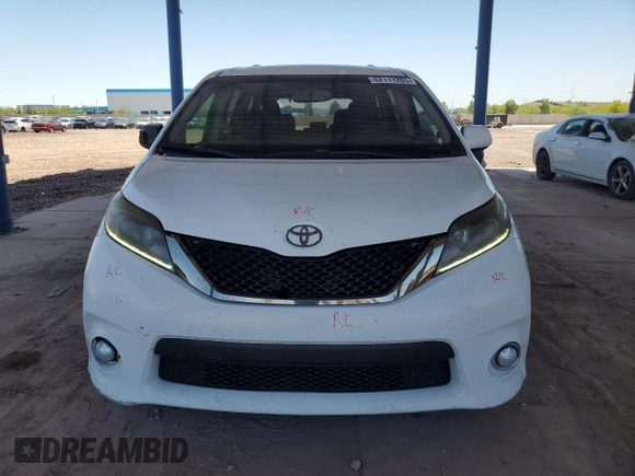 2017 Toyota Sienna SE with VIN 5TDXZ3DC4HS830936, listed as a Copart auction lot 62111205 with 154,665 mi miles and Salvage title. Bid and sale history available at DreamBid. Image 5.