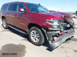 2019 Chevrolet Suburban LT with VIN 1GNSKHKC3KR298509, listed as a IAAI auction lot 42008133 with 101,253 mi miles. Bid and sale history available at carsss.com. Image 1.