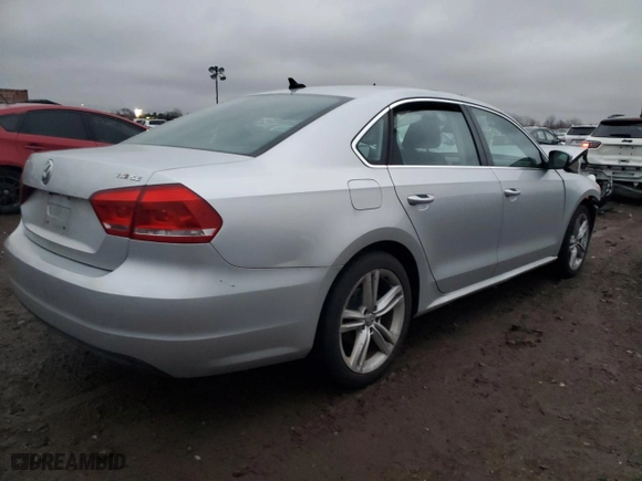 2014 Volkswagen Passat SE w/Sunroof with VIN 1VWBS7A33EC051984, listed as a Copart auction lot 85201944 with 89,312 mi miles and Salvage Title. Bid and sale history available at carsss.com. Image 3.