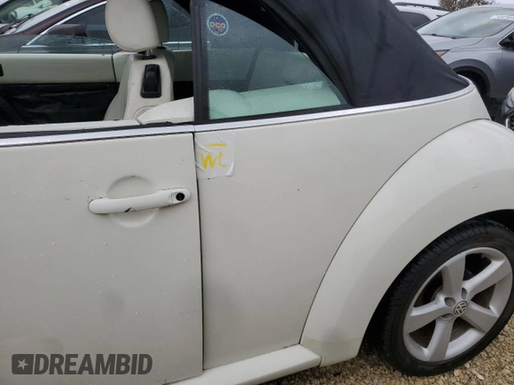 2007 Volkswagen Beetle with VIN 3VWFG31Y47M410557, listed as a Copart auction lot 74986374 with 78,144 mi miles and Salvage Title. Bid and sale history available at DreamBid. Image 12.