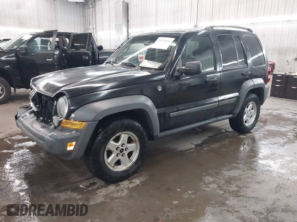 2005 Jeep Liberty Sport with VIN 1J4GL48K75W508905, listed as a IAAI auction lot 41933919 with 203,514 mi miles. Bid and sale history available at carsss.com. Image 17.