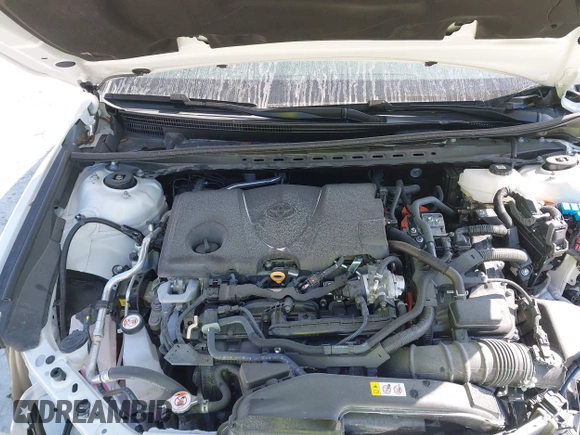 2025 Toyota Camry LE with VIN 4T1DAACK0SU551828, listed as a IAAI auction lot 41823385 with Not Provided miles and . Bid and sale history available at DreamBid. Image 10.