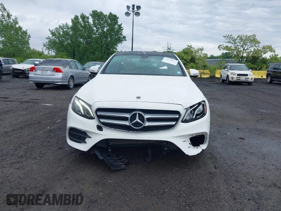 2020 Mercedes-Benz E 350 с VIN WDDZF8EB1LA721611, выставлен на аукционе IAAI как лот 42242033 с пробегом 70 642 миль миль и . История ставок и продаж доступна на DreamBid. Изображение 12.