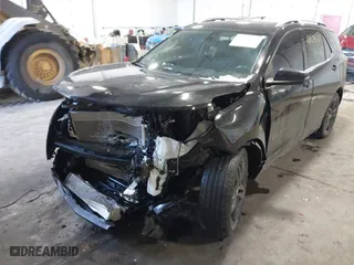 2020 Chevrolet Equinox LT with VIN 2GNAXVEX9L6233977, listed as a IAAI auction lot 41639717 with 39,162 mi miles. Bid and sale history available at carsss.com. Image 6.