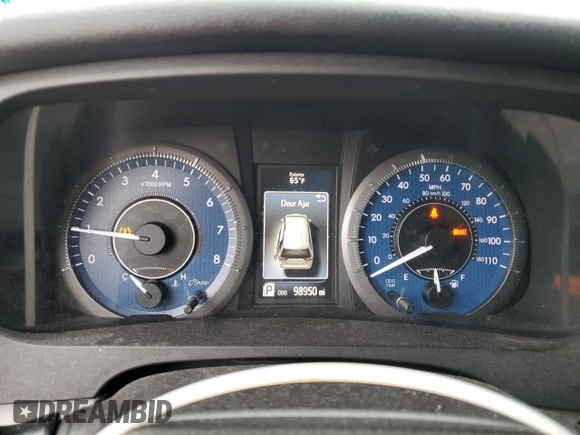 2018 Toyota Sienna LE Auto Access Seat with VIN 5TDKZ3DC1JS952847, listed as a Copart auction lot 62148985 with 98,950 mi miles and Salvage title. Bid and sale history available at DreamBid. Image 9.