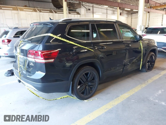 2019 Volkswagen Atlas SE with VIN 1V2UR2CA2KC515962, listed as a IAAI auction lot 42369371 with 81,629 mi miles and . Bid and sale history available at DreamBid. Image 4.