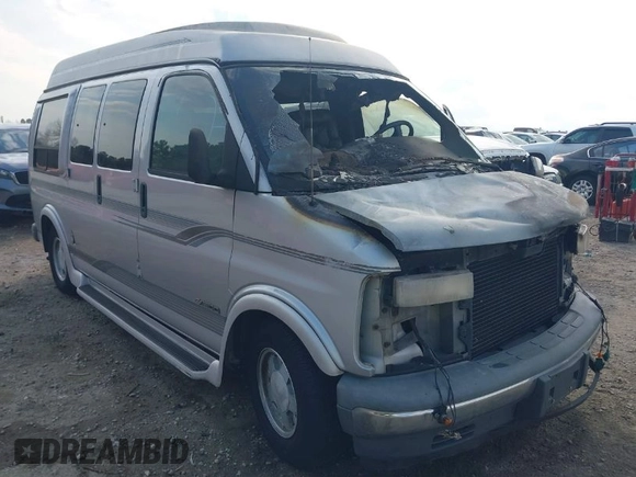 1996 Chevrolet Express Cargo Van w/YF7 with VIN 1GBFG15RXT1019130, listed as a IAAI auction lot 41674417 with 1 mi miles. Bid and sale history available at carsss.com. Image 1.