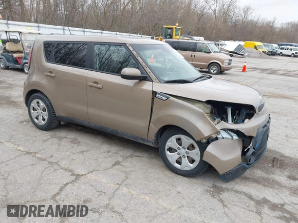2015 Kia Soul with VIN KNDJN2A23F7117489, listed as a IAAI auction lot 42001717 with 171,816 mi miles and . Bid and sale history available at DreamBid. Image 1.