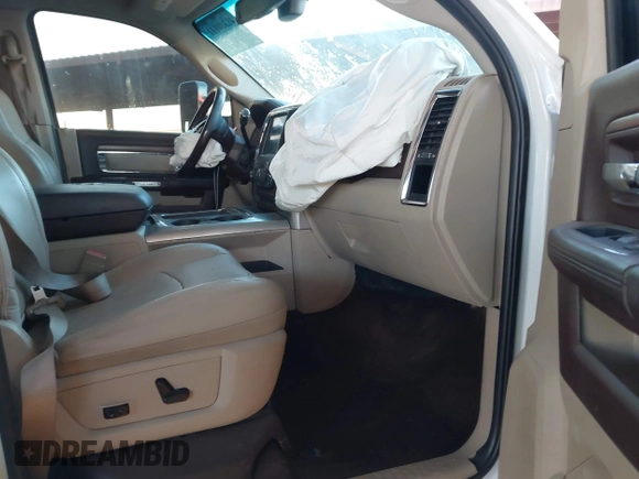 2018 Ram 2500 Laramie with VIN 3C6UR5FL0JG115269, listed as a IAAI auction lot 41310111 with 134,756 mi miles and . Bid and sale history available at DreamBid. Image 5.