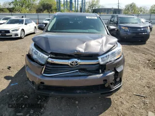 2016 Toyota Highlander XLE z VIN 5TDJKRFH4GS505627, wystawiony jako Copart lot #56108135 z przebiegiem 111 394 mil mil oraz Szkoda całkowita • Salvage title. Historia ofert i sprzedaży dostępna na DreamBid. Obrazek 5.