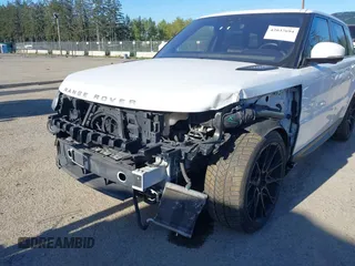 2017 Land Rover Range Rover Sport z VIN SALWR2FE4HA143000, wystawiony jako IAAI lot #42037694 z przebiegiem 108 672 mil mil oraz . Historia ofert i sprzedaży dostępna na DreamBid. Obrazek 6.