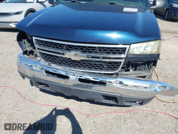 2006 Chevrolet Silverado 1500 with VIN 3GCEC14Z16G177253, listed as a IAAI auction lot 41704094 with 256,211 mi miles and . Bid and sale history available at DreamBid. Image 12.