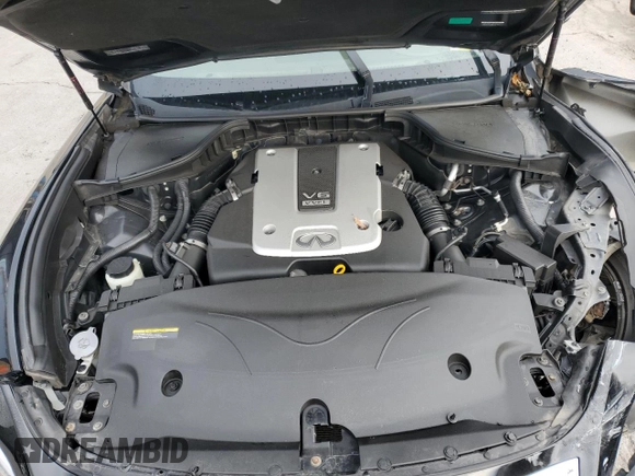 2015 Infiniti Q70 with VIN JN1BY1PR5FM830652, listed as a Copart auction lot 52894625 with 102,387 mi miles and Salvage Title. Bid and sale history available at DreamBid. Image 13.