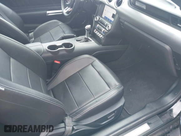 2022 Ford Mustang EcoBoost with VIN 1FA6P8TH8N5140335, listed as a IAAI auction lot 42507630 with 9,724 mi miles and . Bid and sale history available at DreamBid. Image 5.