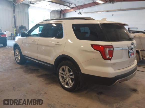 2017 Ford Explorer XLT with VIN 1FM5K8D88HGE06959, listed as a IAAI auction lot 42269672 with 87,372 mi miles and . Bid and sale history available at DreamBid. Image 3.