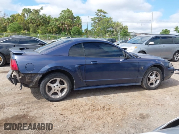 2002 Ford Mustang Standard with VIN 1FAFP40452F150630, listed as a IAAI auction lot 41987802 with 236,866 mi miles. Bid and sale history available at carsss.com. Image 14.