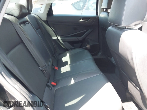 2019 Volkswagen Jetta S с VIN 3VWC57BU9KM158048, выставлен на аукционе IAAI как лот 42069644 с пробегом 131 738 миль миль и . История ставок и продаж доступна на DreamBid. Изображение 8.
