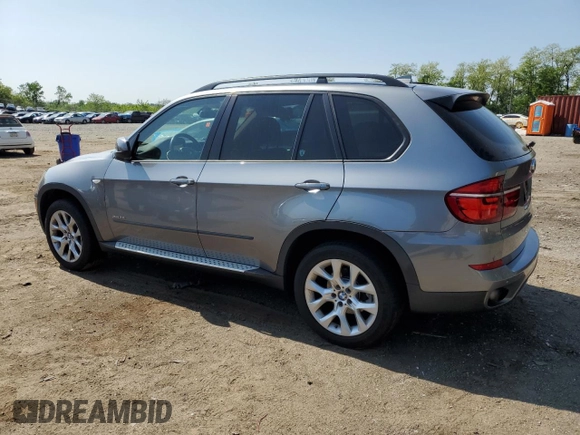 2011 BMW X5 35i z VIN 5UXZV4C55BL413040, wystawiony jako Copart lot #55246415 z przebiegiem 184 352 mil mil oraz Czysty tytuł • Clean title. Historia ofert i sprzedaży dostępna na DreamBid. Obrazek 2.