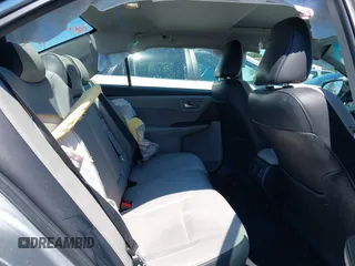 2017 Toyota Camry XLE z VIN 4T1BF1FK6HU411103, wystawiony jako IAAI lot #42233170 z przebiegiem 125 740 mil mil oraz . Historia ofert i sprzedaży dostępna na DreamBid. Obrazek 8.