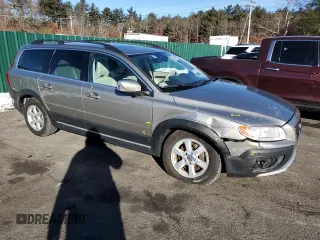 2013 Volvo XC70 3.2L with VIN YV4940BZXD1161573, listed as a Copart auction lot 43947975 with 107,816 mi miles and Salvage Title. Bid and sale history available at DreamBid. Image 4.