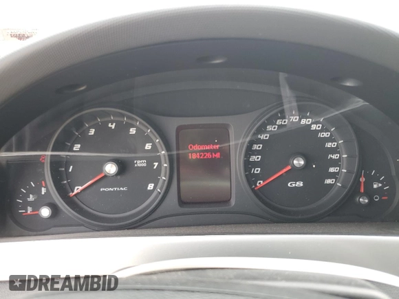2009 Pontiac G8 GT z VIN 6G2EC57Y19L174460, wystawiony jako Copart lot #69615974 z przebiegiem 184 226 mil mil oraz Szkody całkowita. Historia ofert i sprzedaży dostępna na DreamBid. Obrazek 9.