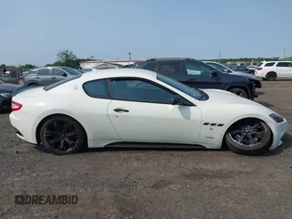 2011 Maserati GranTurismo S с VIN ZAM45KLA5B0057876, выставлен на аукционе IAAI как лот 42413241 с пробегом 64 504 миль миль и . История ставок и продаж доступна на DreamBid. Изображение 13.