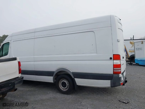 2015 Mercedes-Benz Sprinter Cargo Vans EXT with VIN WD3PE8DC5FP147363, listed as a IAAI auction lot 41789370 with NaN miles. Bid and sale history available at carsss.com. Image 13.