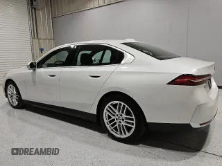 2025 BMW 5 Series 530i with VIN WBA43FJ06SCT70412, listed as a Copart auction lot 52649025 with 19,769 mi miles and Clean Title. Bid and sale history available at carsss.com. Image 2.