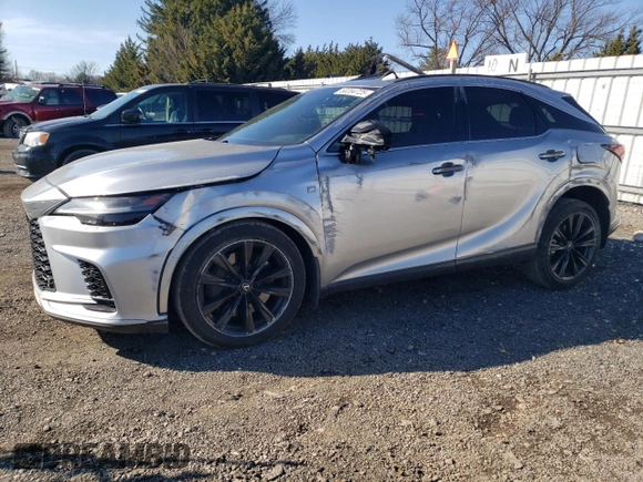 2023 Lexus RX 350 z VIN 2T2BAMCA4PC005537, wystawiony jako Copart lot #50204725 z przebiegiem 30 572 mil mil oraz Szkoda całkowita • Salvage title. Historia ofert i sprzedaży dostępna na DreamBid. Obrazek 1.