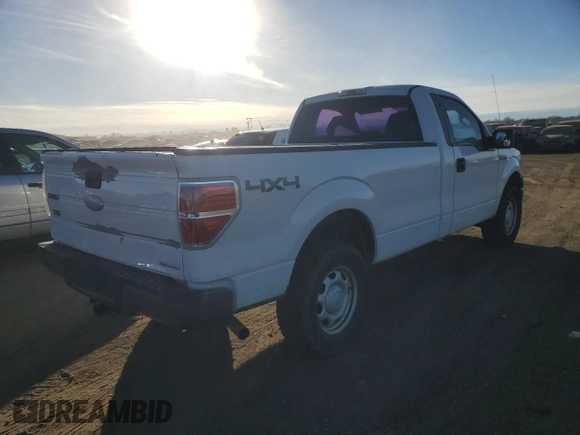 2012 Ford F-150 XL with VIN 1FTMF1EM2CKD25680, listed as a Copart auction lot 82422404 with 282,375 mi miles and Clean title. Bid and sale history available at DreamBid. Image 3.