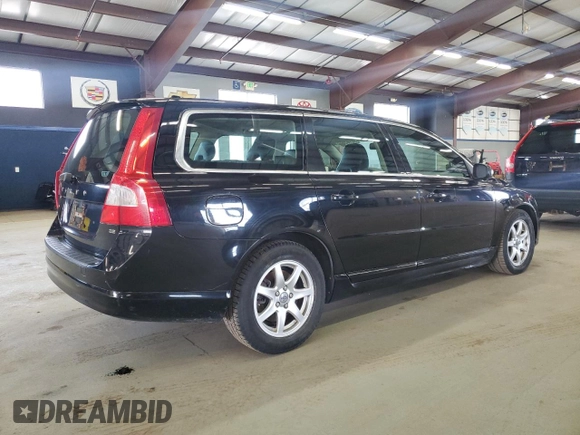 2008 Volvo V70 with VIN YV1BW982381019577, listed as a Copart auction lot 52163945 with 228,083 mi miles and Clean Title. Bid and sale history available at DreamBid. Image 3.