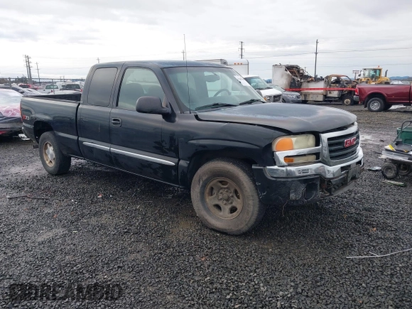 2004 GMC Sierra 1500 SLT with VIN 1GTEK19T74E400259, listed as a IAAI auction lot 41091044 with 173,726 mi miles. Bid and sale history available at carsss.com. Image 1.