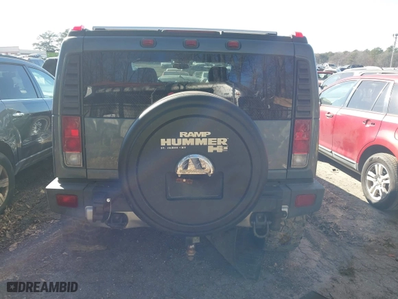 2008 Hummer H2 SUV with VIN 5GRGN23878H109547, listed as a IAAI auction lot 41648526 with 181,692 mi miles. Bid and sale history available at carsss.com. Image 16.
