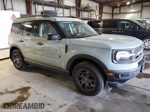 2021 Ford Bronco Sport Big Bend z VIN 3FMCR9B68MRB03127, wystawiony jako Copart lot #56882625 z przebiegiem 28 097 mil mil oraz Szkoda całkowita • Salvage title. Historia ofert i sprzedaży dostępna na DreamBid. Obrazek 4.