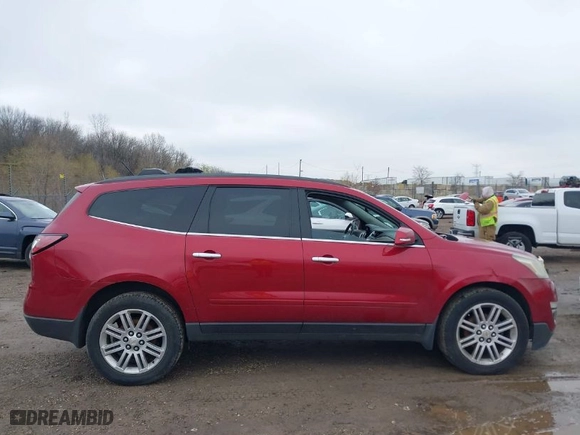 2014 Chevrolet Traverse LT with VIN 1GNKRGKDXEJ326811, listed as a IAAI auction lot 42006727 with 190,612 mi miles. Bid and sale history available at carsss.com. Image 13.