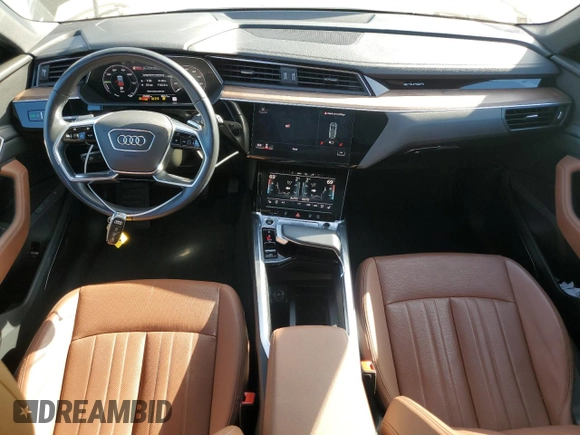 2022 Audi e-tron Premium Plus with VIN WA1LAAGE3NB007578, listed as a Copart auction lot 47896415 with 35,685 mi miles and Salvage Title. Bid and sale history available at DreamBid. Image 8.