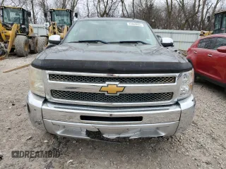 2013 Chevrolet Silverado 1500 LT with VIN 3GCPCSEA3DG203968, listed as a Copart auction lot 43869665 with 121,386 mi miles and Clean Title. Bid and sale history available at DreamBid. Image 5.
