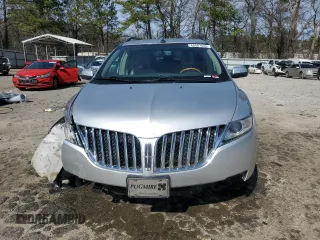 2013 Lincoln MKX with VIN 2LMDJ6JK5DBL17763, listed as a Copart auction lot 45887545 with 124,363 mi miles and Salvage Title. Bid and sale history available at carsss.com. Image 5.