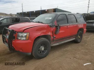 2013 Chevrolet Tahoe Commercial z VIN 1GNSK2E02DR137621, wystawiony jako Copart lot #50389015 z przebiegiem 66 457 mil mil oraz Szkody całkowita. Historia ofert i sprzedaży dostępna na DreamBid. Obrazek 1.