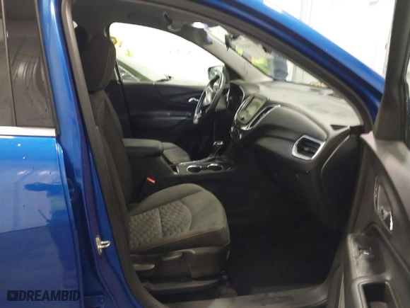 2019 Chevrolet Equinox LT with VIN 3GNAXUEV7KS542789, listed as a IAAI auction lot 41603237 with 42,528 mi miles. Bid and sale history available at carsss.com. Image 5.