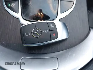 2019 Mercedes-Benz C 300 with VIN WDDWF8DB1KR504239, listed as a IAAI auction lot 41328372 with 22,924 mi miles and . Bid and sale history available at DreamBid. Image 11.